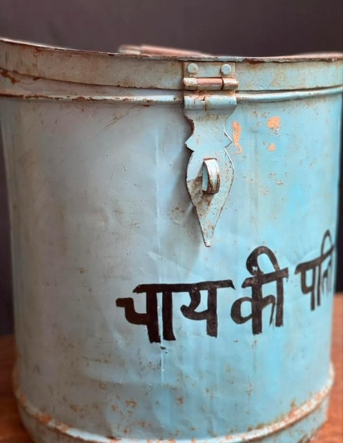 Boîte de rangement vintage d'Inde bleue