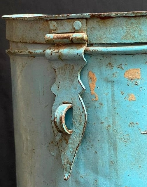 Boîte de rangement vintage d'Inde bleue