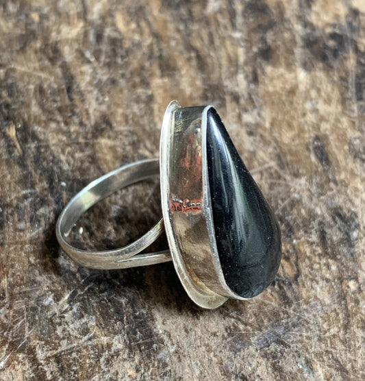 Zilveren ring 925 - druppel onyx - Rootz Gallery