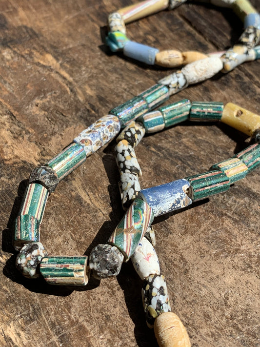 Vintage handelskralen ketting uit Ghana multicolor - Rootz Gallery