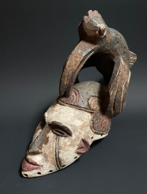 Masque Ikorodo des Igbo du Nigeria