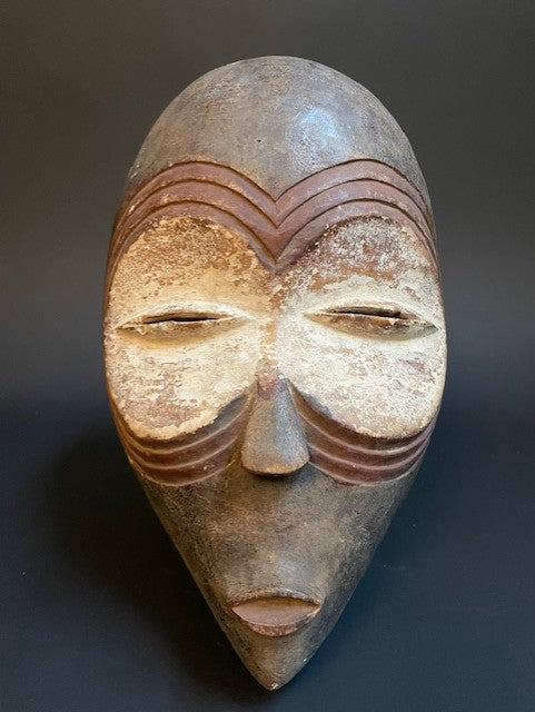 Bembe Hemba apenmasker uit Congo