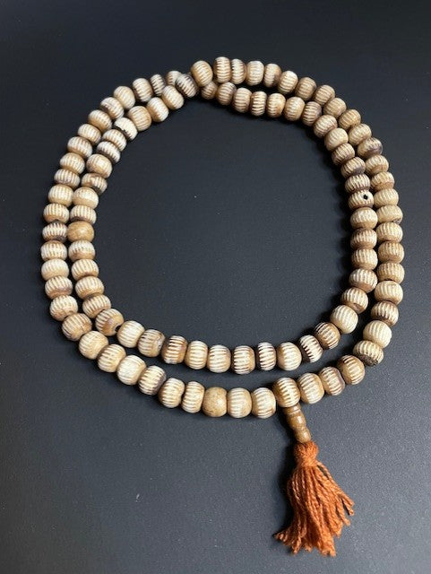 Jakbot ketting met streepjes uit Nepal - beige