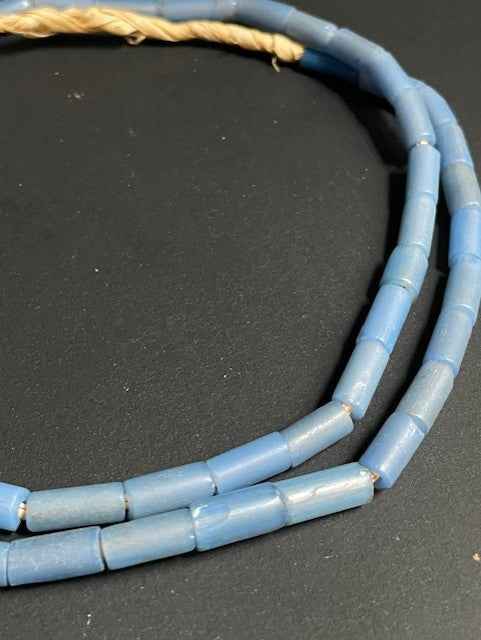 Vintage handelskralen ketting uit Ghana blauw