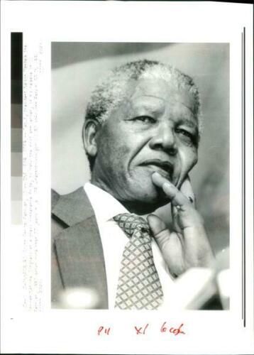 Nelson Mandela persfoto uit 1991 - Rootz Gallery