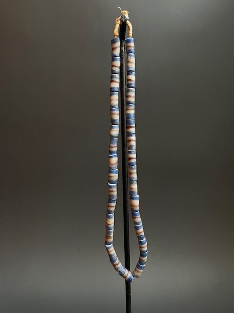 Vintage tradebeads necklace from Ghana blue-white-red 