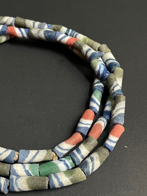 Vintage tradebeads necklace from Ghana striped