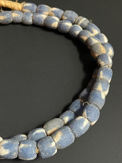 Vintage trade bead necklace from Ghana blue 