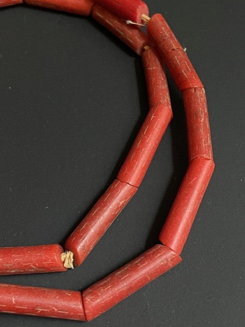 Vintage handelskralen ketting uit Ghana rood