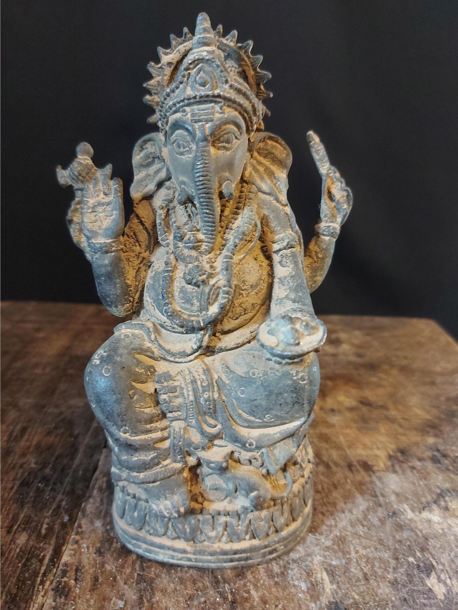 geest Gespierd Notitie Bronze Ganesha from Nepal | Ganesh beeld | ROOTZ gallery