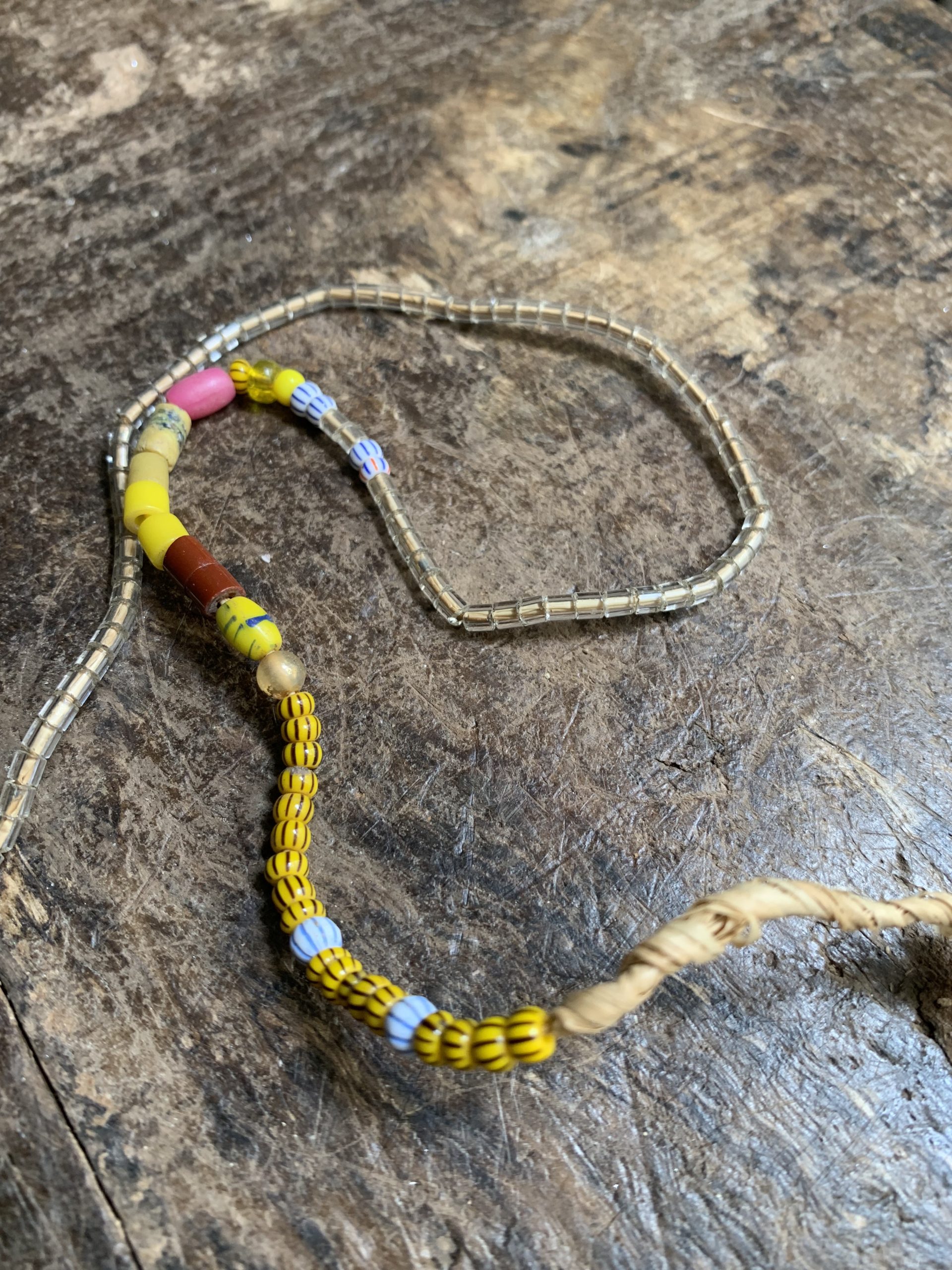 Mixed glass tradebeads necklace | vintage handelskralen ketting Ghana ...