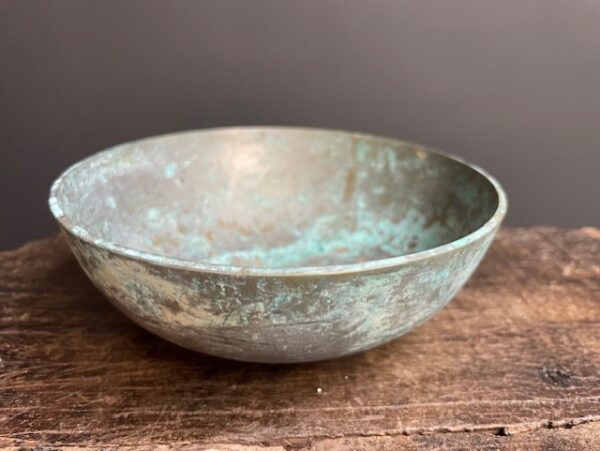 patinated singing bowl 13.4 cm other side