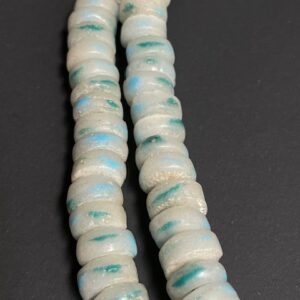 tradebeads necklace white-blue green beads
